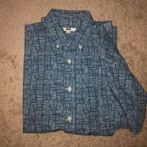 Uniqlo polo shirt